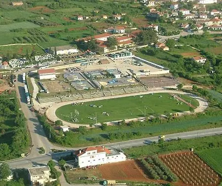 Amfipolis Root House * Proti