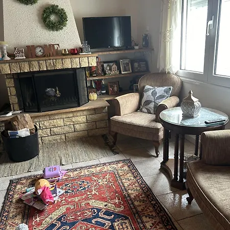 Amfipolis Root House بيت للعطل