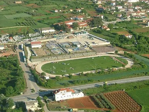 Amfipolis Root House * Proti