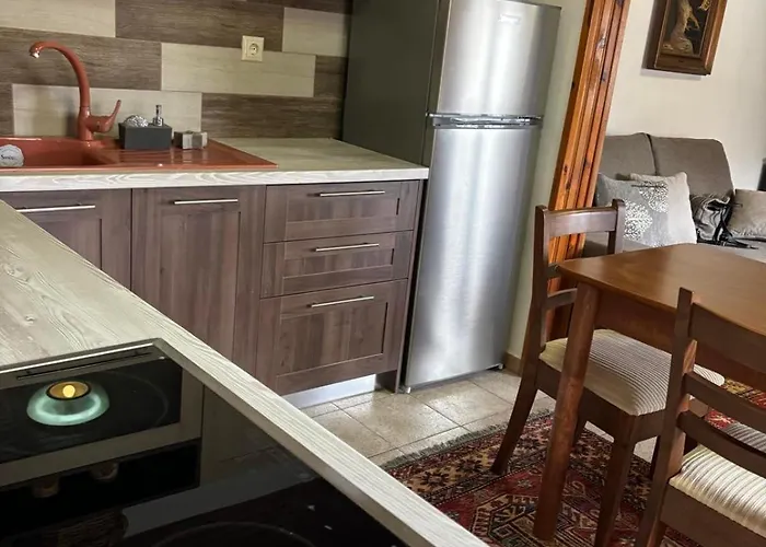 Amfipolis Root House * Proti